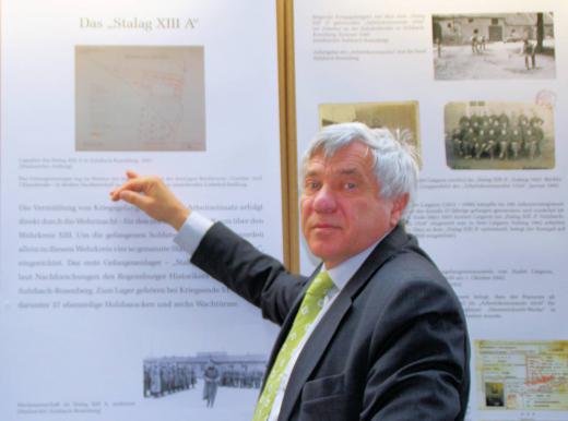 MdB Alois Karl wurde darauf aufmerksam, dass bei dieser Ausstellung in Berlin über das Stammlager Sulzbach-Rosenberg und das Durchgangslager Neumarkt informiert wird und einzelne Schicksale von NS-Zwangsarbeitern und Berichte von Zeitzeugen dokumentiert sind.